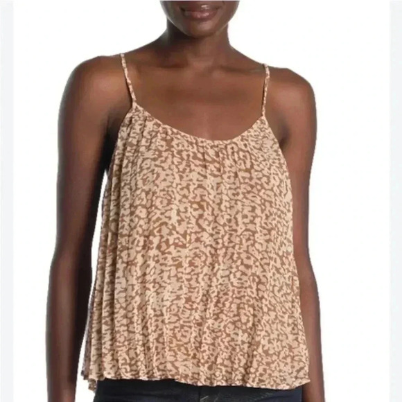 NWT June & Hudson Tank - Picture 1 of 5